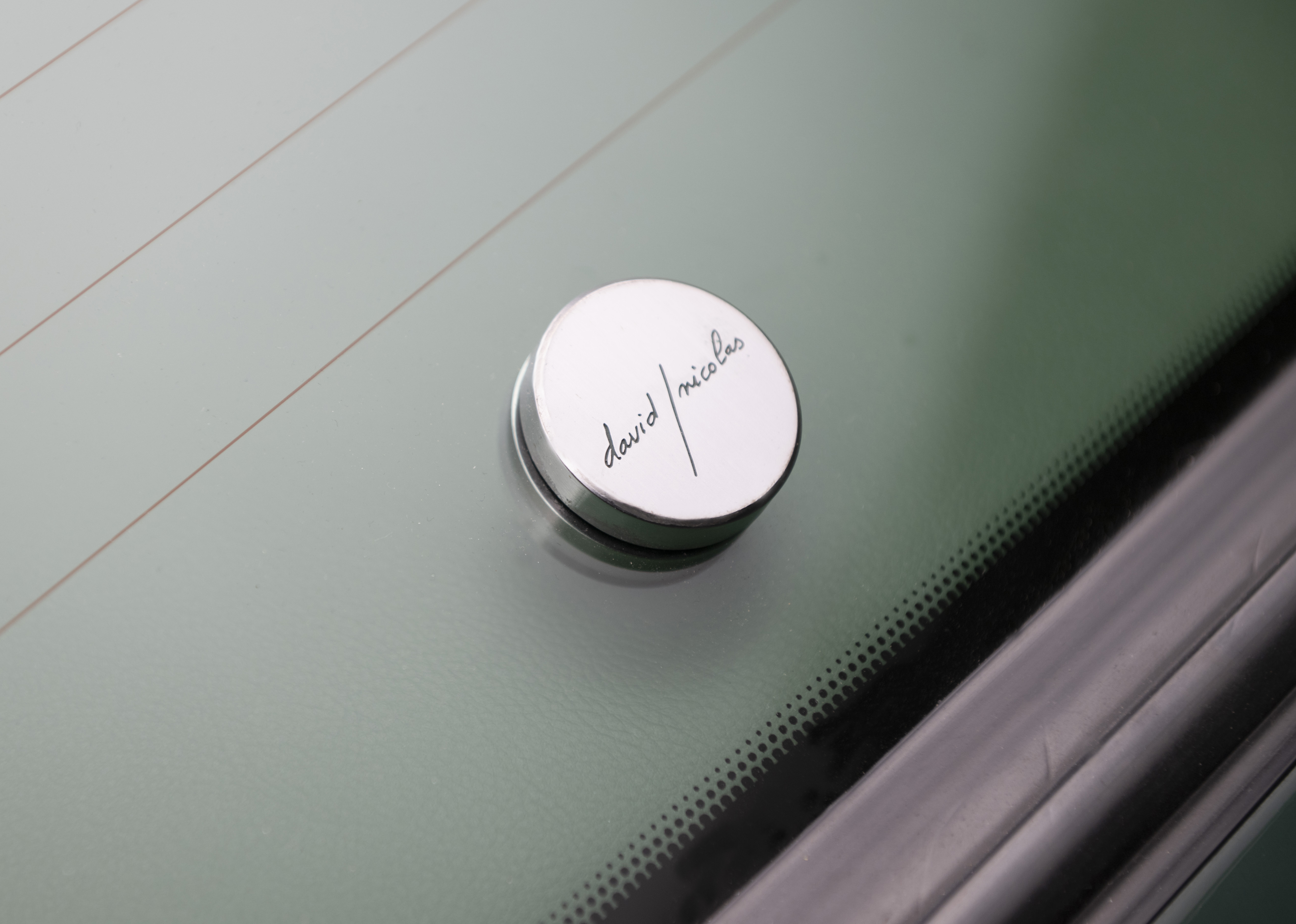 Green Porsche targa designed by david/nicolas