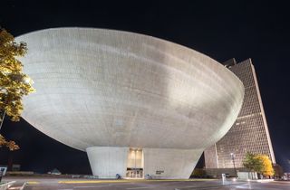 The Egg, a performing arts venue in Albany, New York at night.