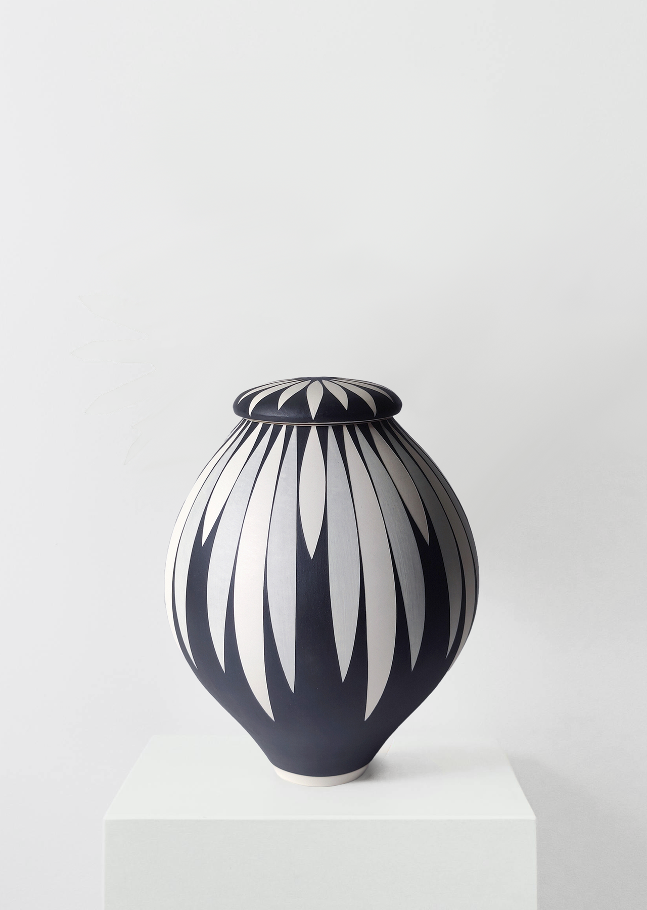 contemporary urn