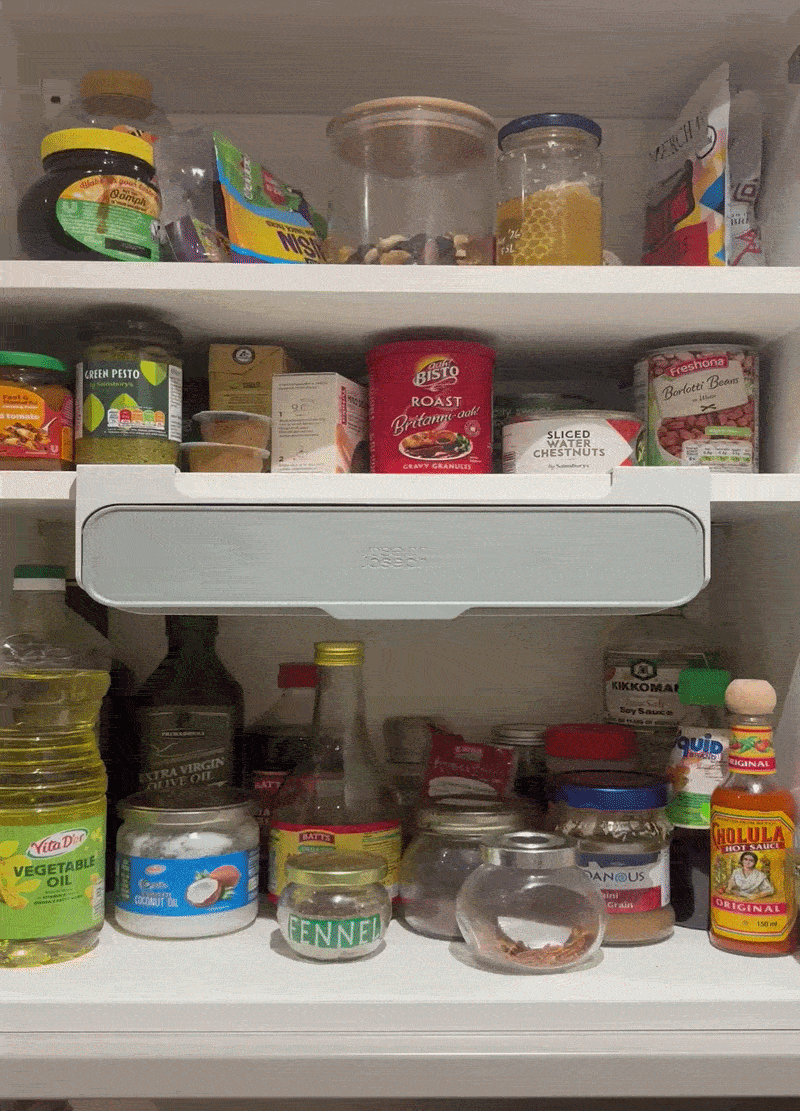 video demonstrating the under shelf spice rack