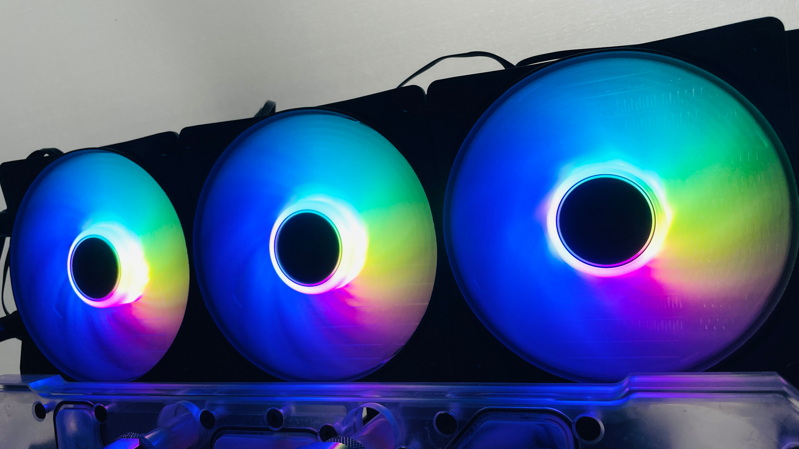 Be Quiet! Light loop AIO fans close up.