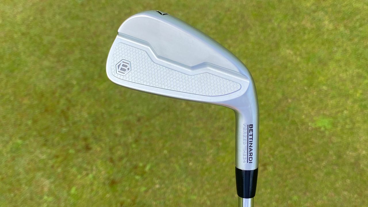 Photo of the Bettinardi MB24 Iron