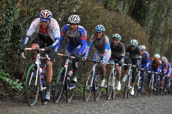 Niki Terpstra and Gert Steegmans lead for Quick-Step