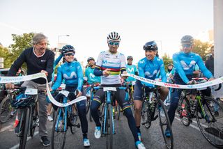 Alejandro Valverde rides in his new kit for the first time