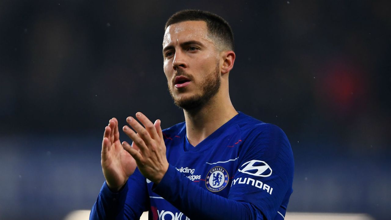 Eden Hazard celebrates Chelsea’s 2-0 victory against West Ham at Stamford Bridge