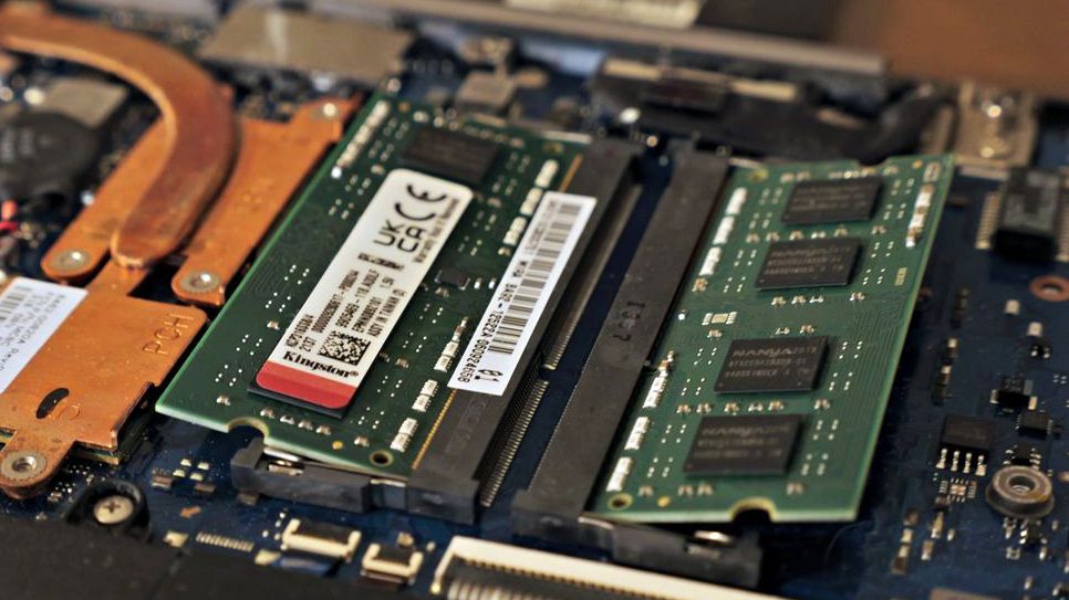 laptop&#039;s RAM - the inside of a laptop