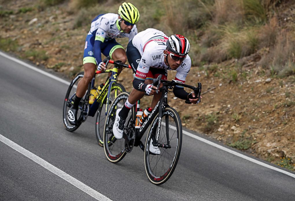 Juan Sebastian Molano (UAE Team Emirates) descends