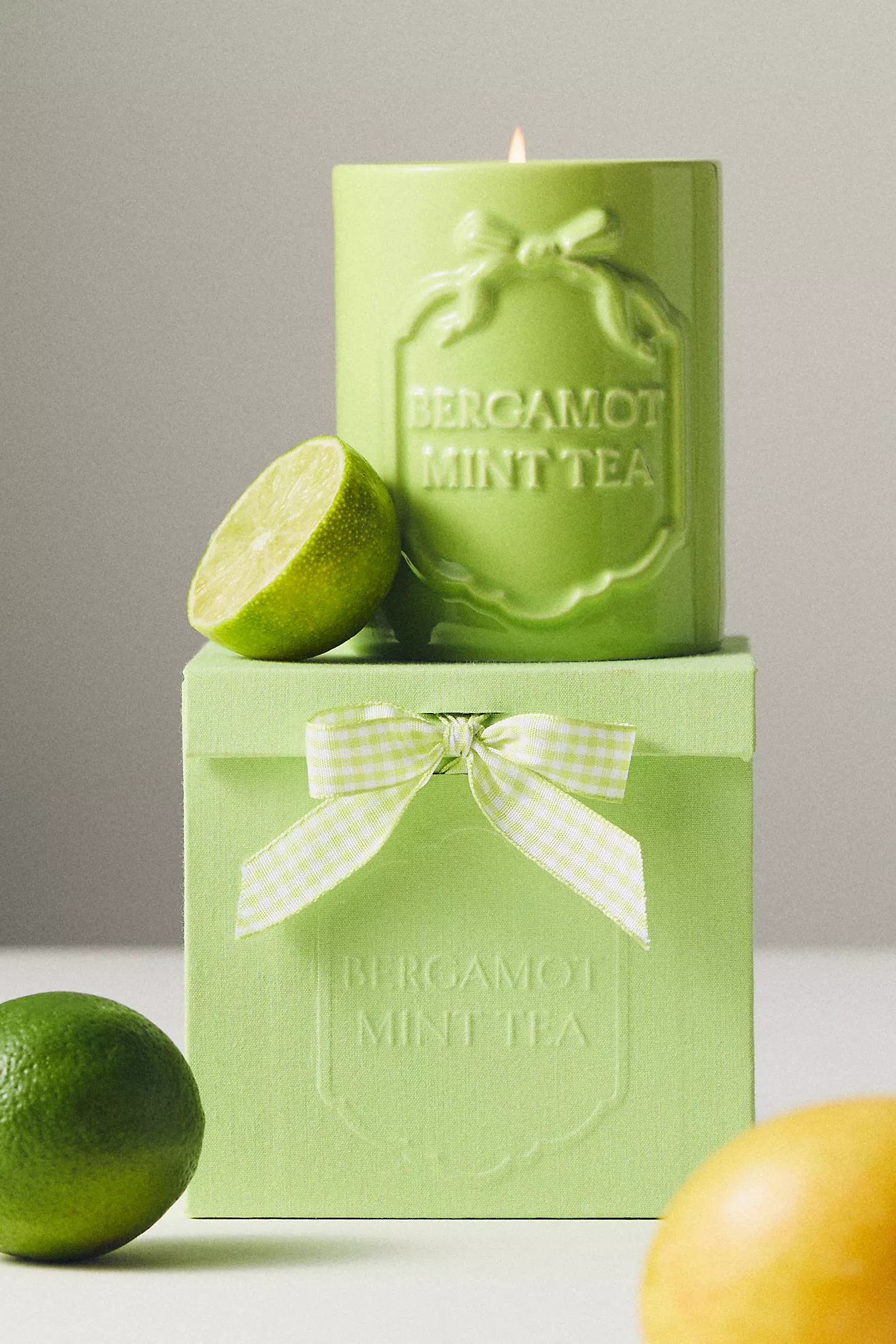 Gingham Bow Fresh Bergamot &amp;amp; Green Tea Ceramic Boxed Candle