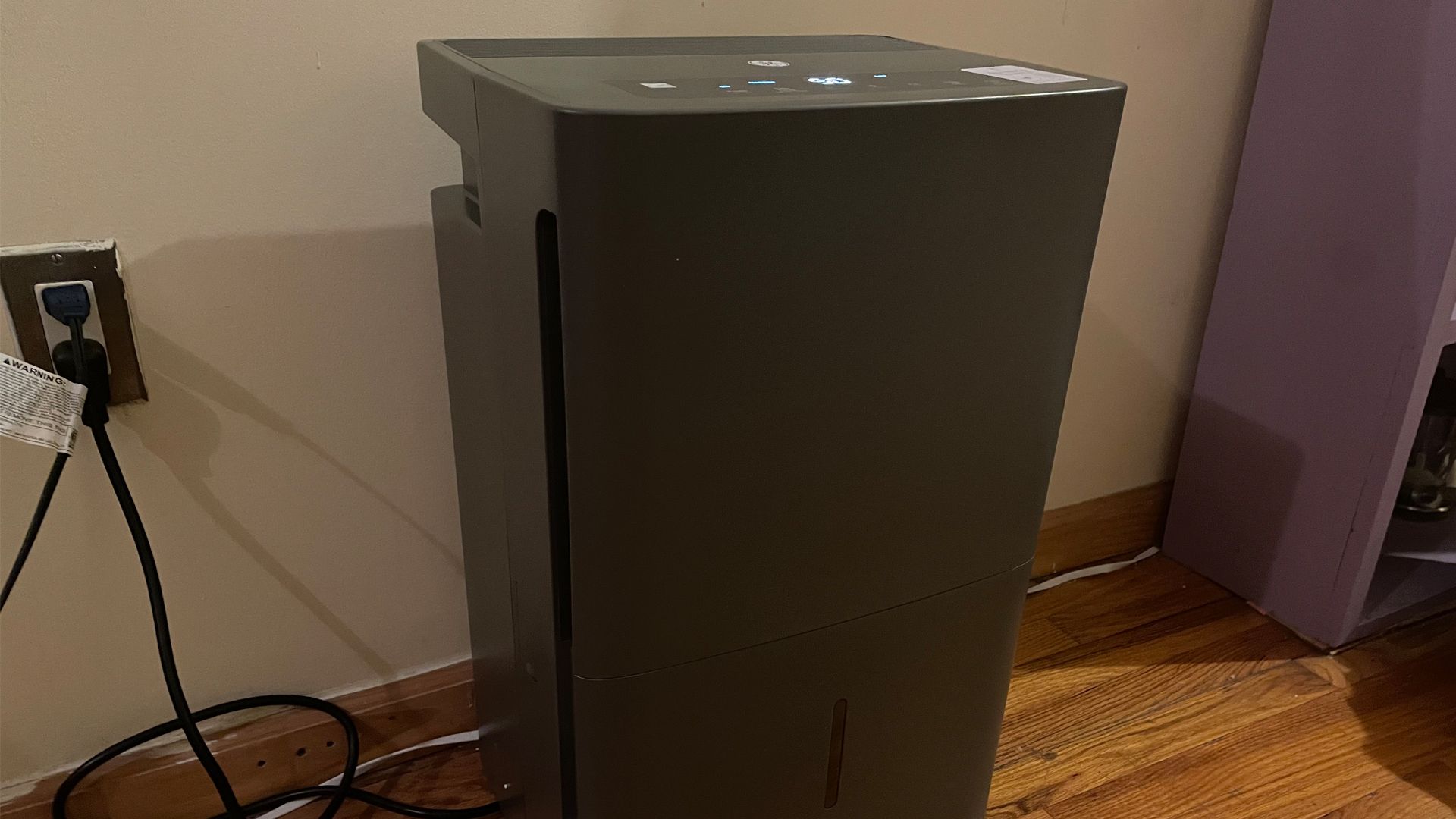 GE Dehumidifier APER50LZ