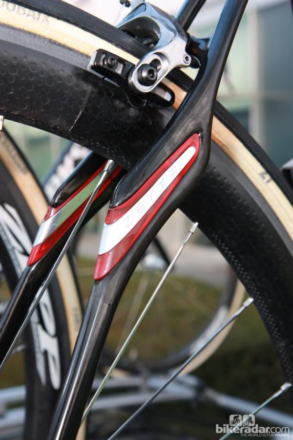 The seat stays switch to a new open-back shape that now houses bigger Zertz dampers.