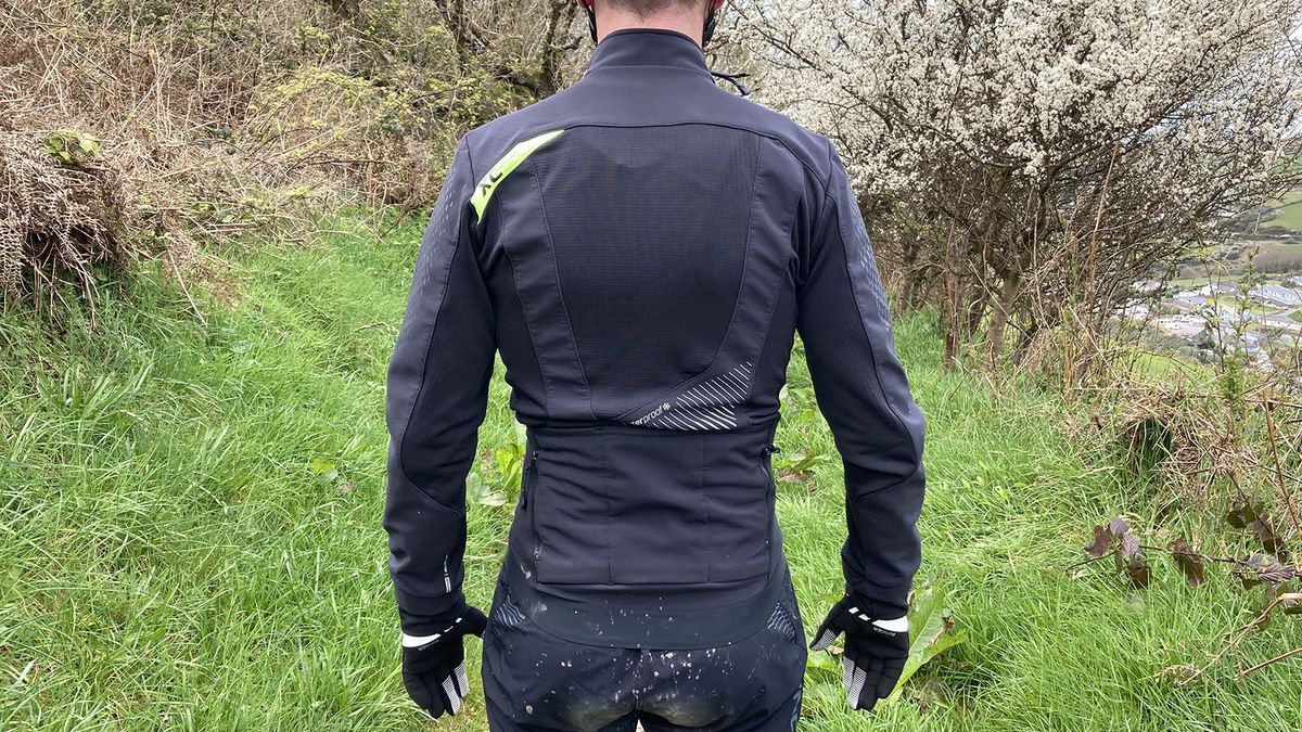 Rockrider SlimFit Softshell Mountain Biking Jacket review Bike Perfect