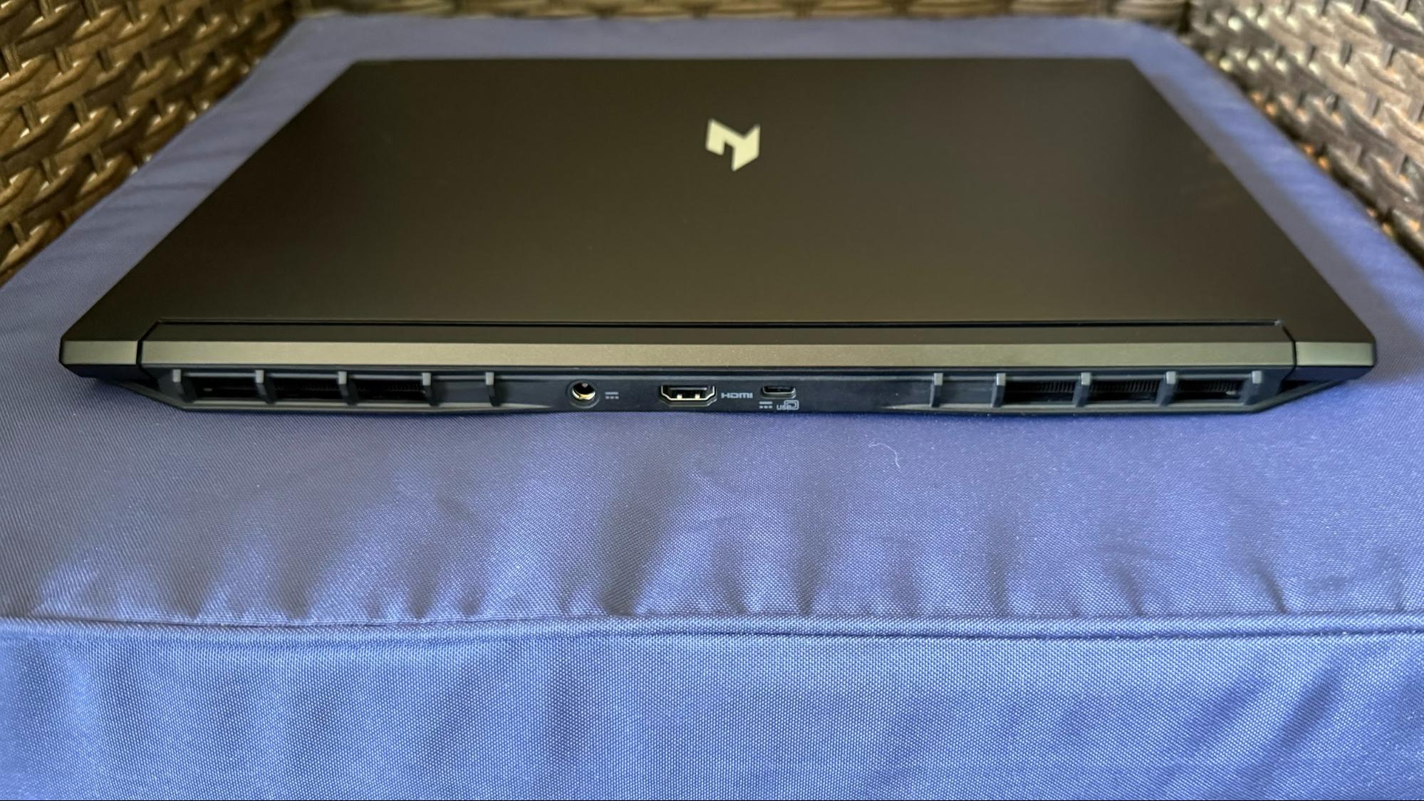 Acer Nitro V 16S AI