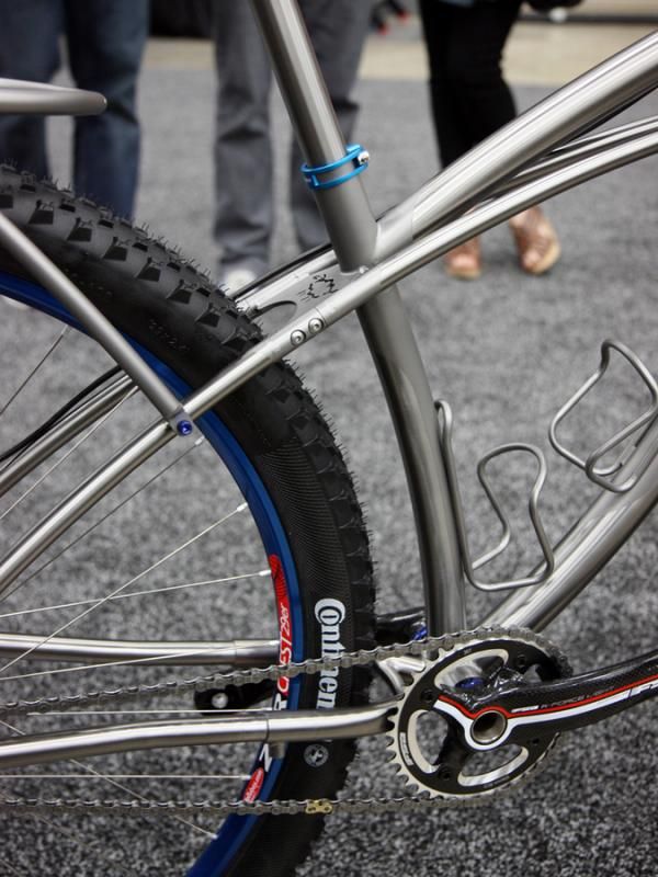 Smaller bolted joints are used on chain and seat stays of this Black Sheep townie instead of conventional S&amp;S couplers for easier packing and travel.