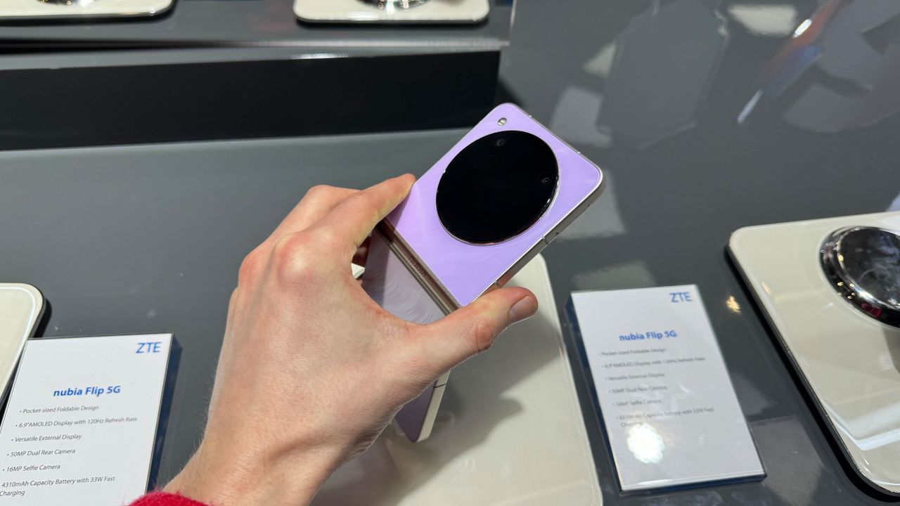 Nubia Flip 5G