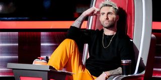 the voice adam levine blond hair yellow pants nbc