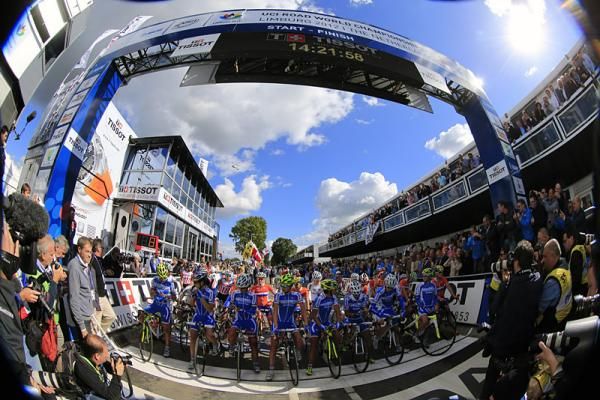 The start line of the women's world championship road race.