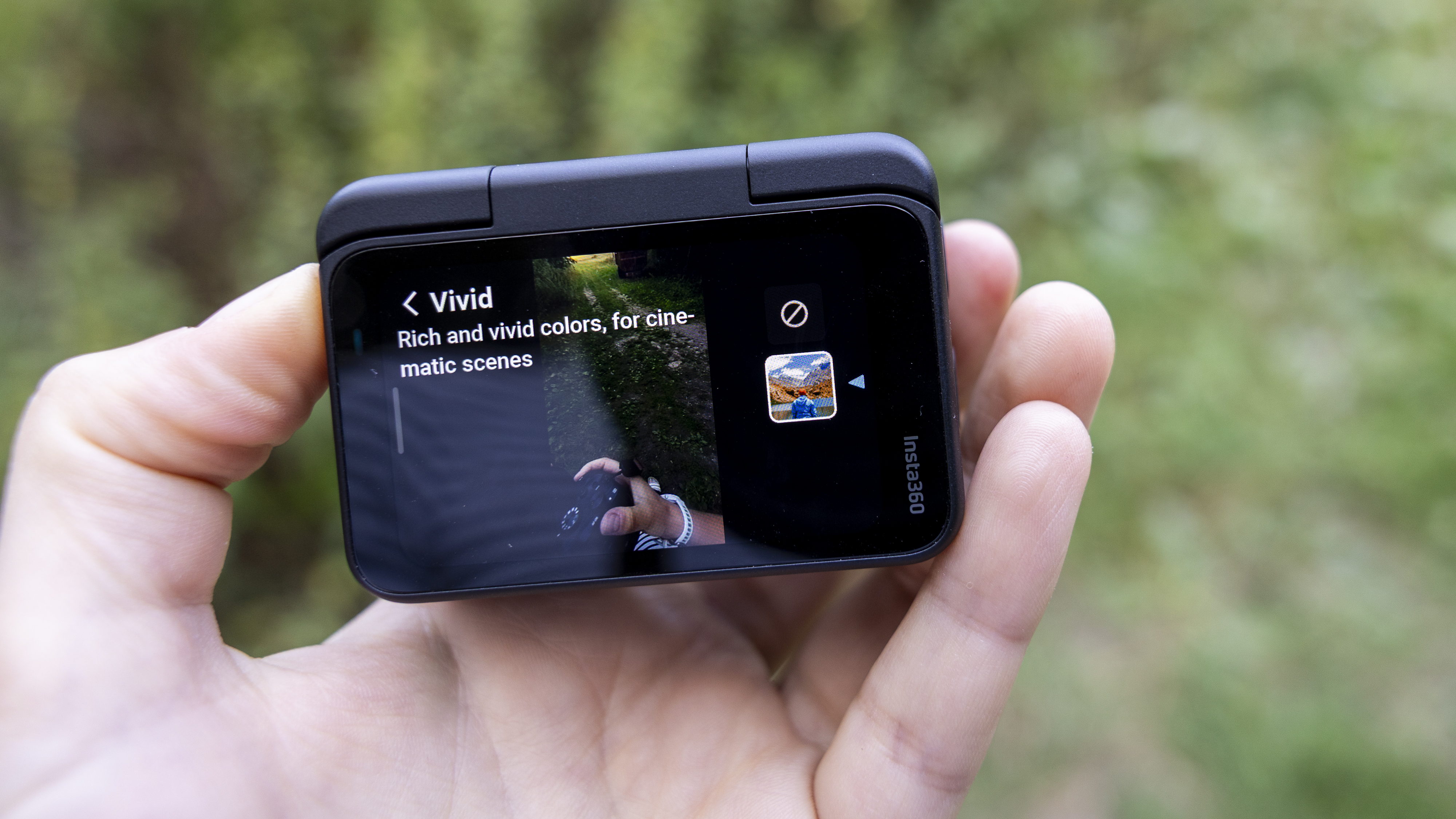 Close-up of the menu screens on the LCD of the Insta360 GO Ultra
