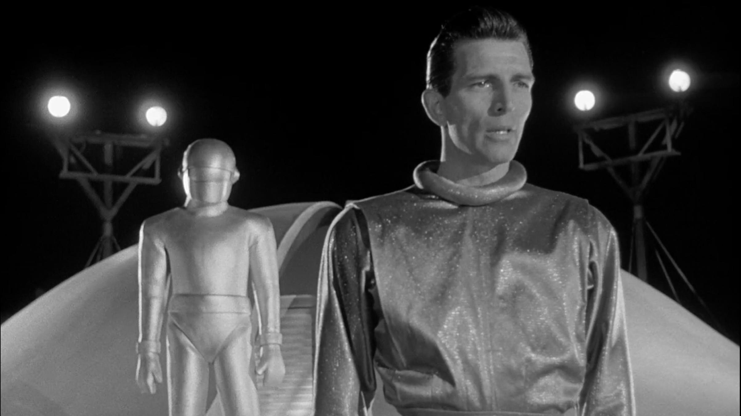 Screenshot from The Day the Earth Stood Still (1951)