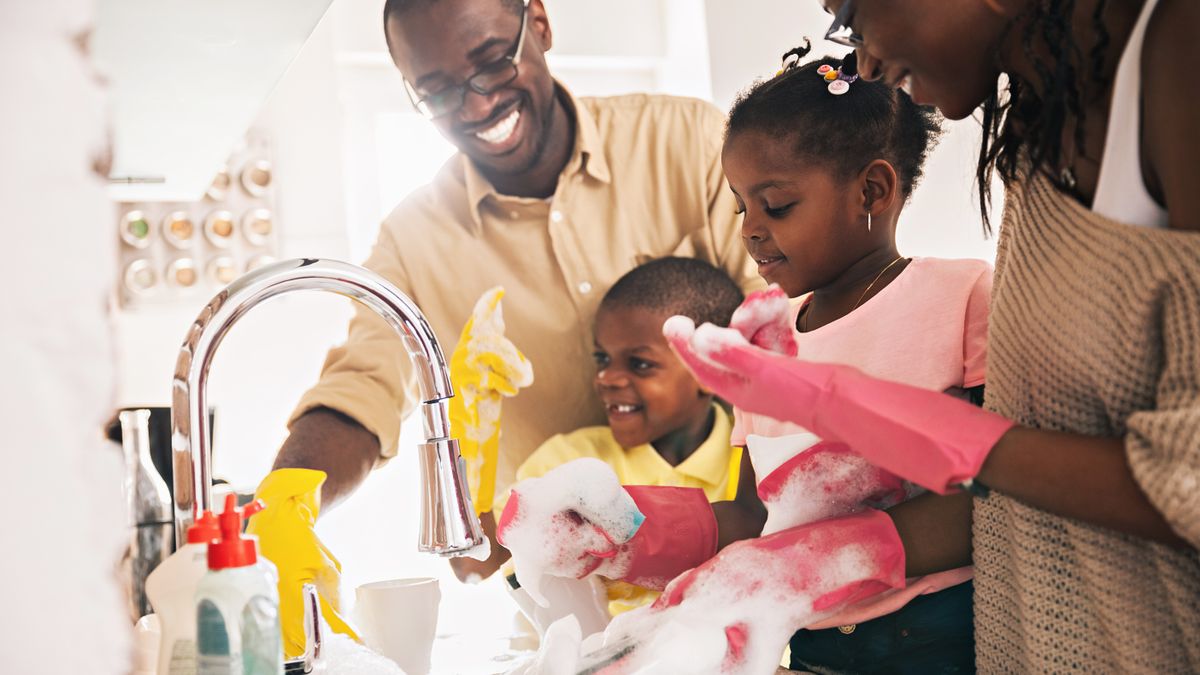 The best household chores to help kids develop at every age, according to a child psychologist