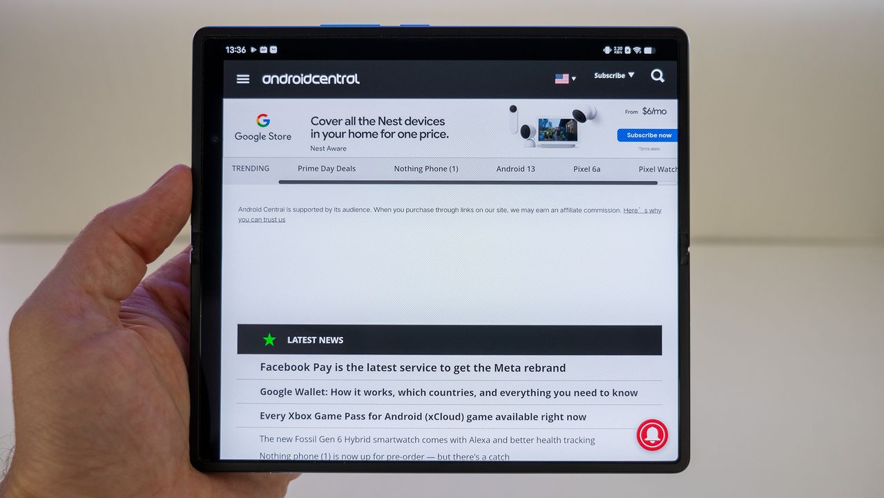 Vivo X Fold apps are off-center to avoid showing the punch hole camera