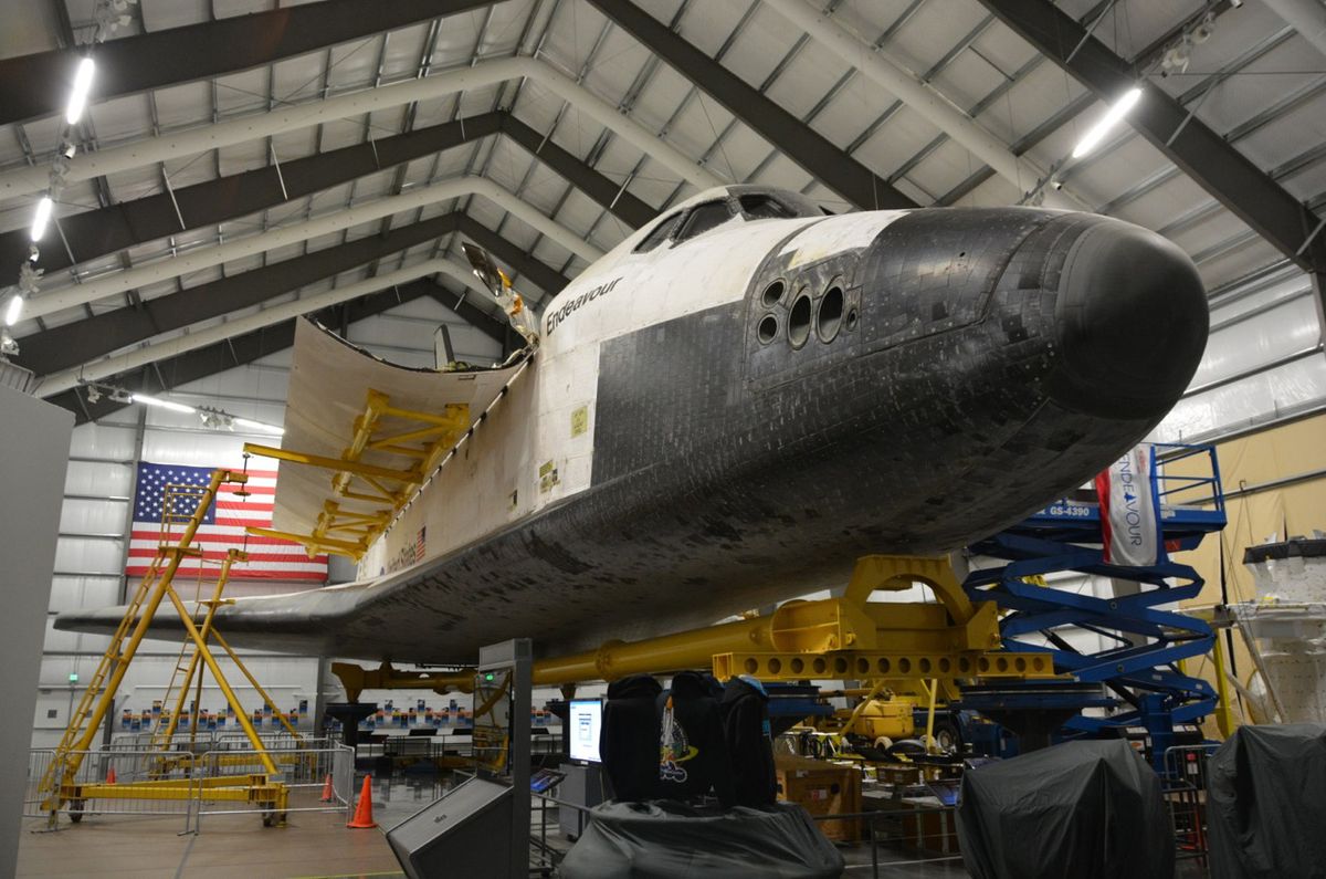 Space Shuttle Endeavour Gets Spacehab Module for Museum Display | Space