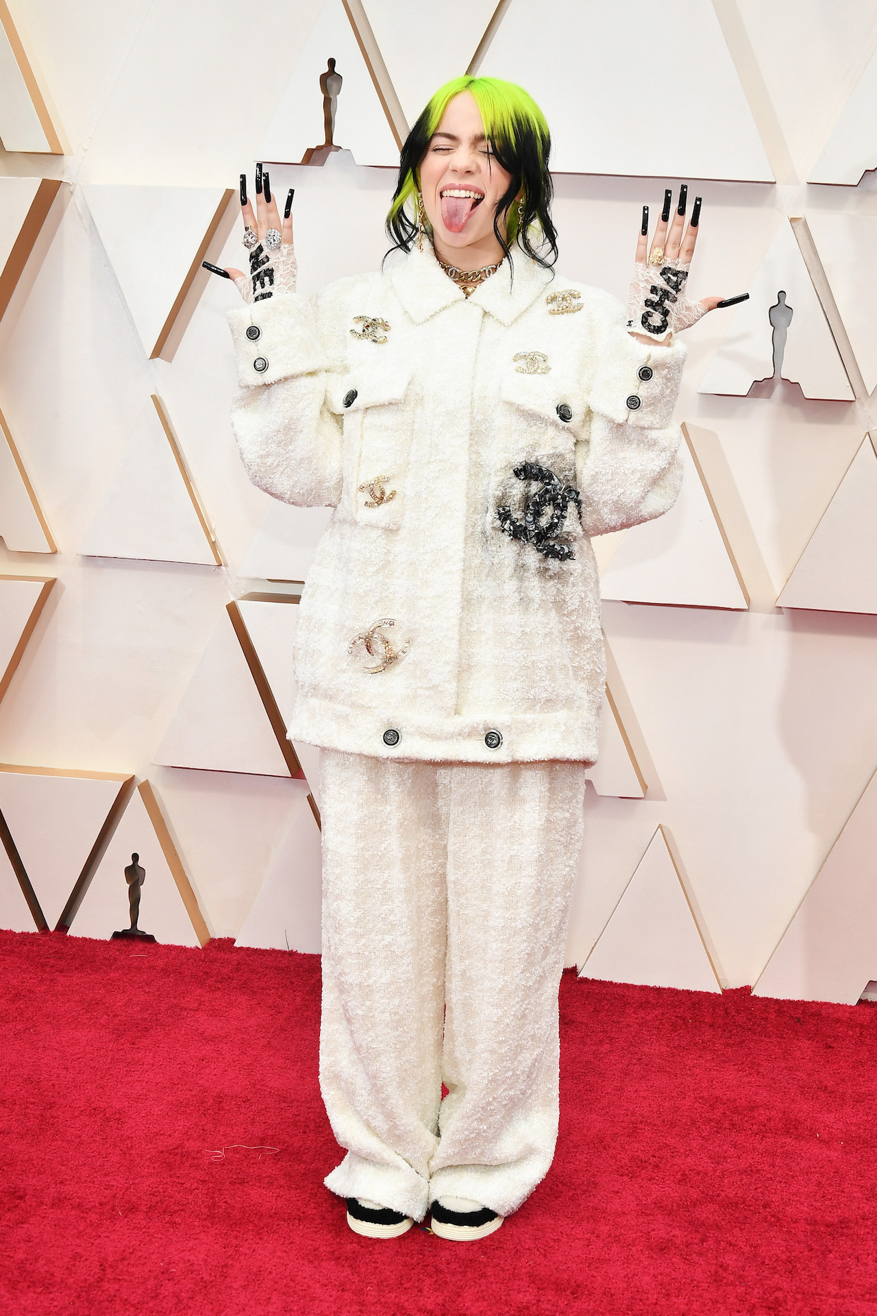 HOLLYWOOD, CALIFORNIA - FEBRUARY 09: Billie Eilish attends the 92nd Annual Academy Awards at Hollywood and Highland on February 09, 2020 in Hollywood, California.