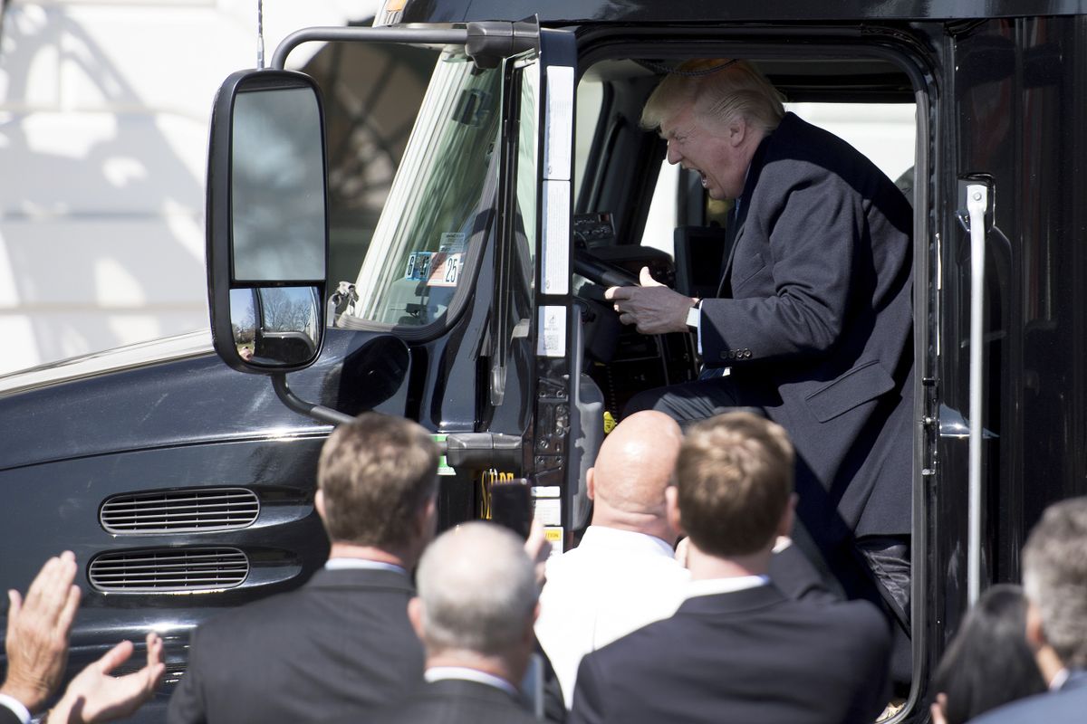 Trump's Speech To Truck Drivers Proves The GOP's Economic Policy Is ...