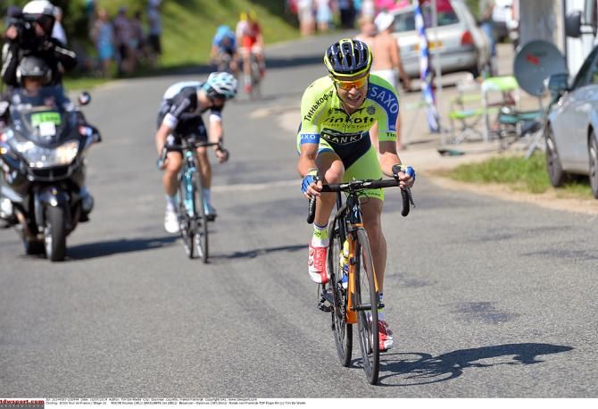 Nicolas Roche (Tinkoff-Saxo) attacks Jan Bakelants (Omega Pharma) on stage 11