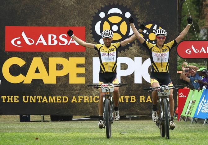 Jaroslav Kulhavy and Christoph Sauser of Burry Stander-Songo win stage 6