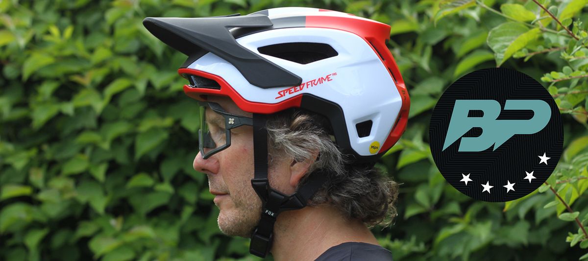 Side on shot of the Fox Speedframe helmet being worn