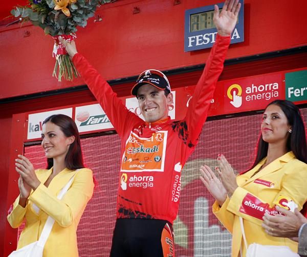 Igor Anton (Euskaltel - Euskadi) remains in the Vuelta lead.