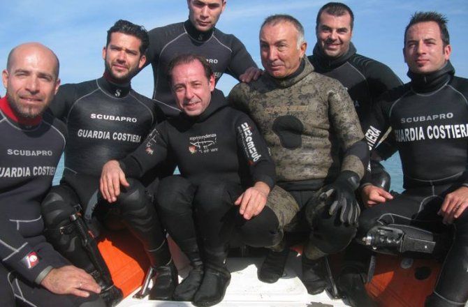 Divers discover rare metals, greece, atlantis, metallic alloy