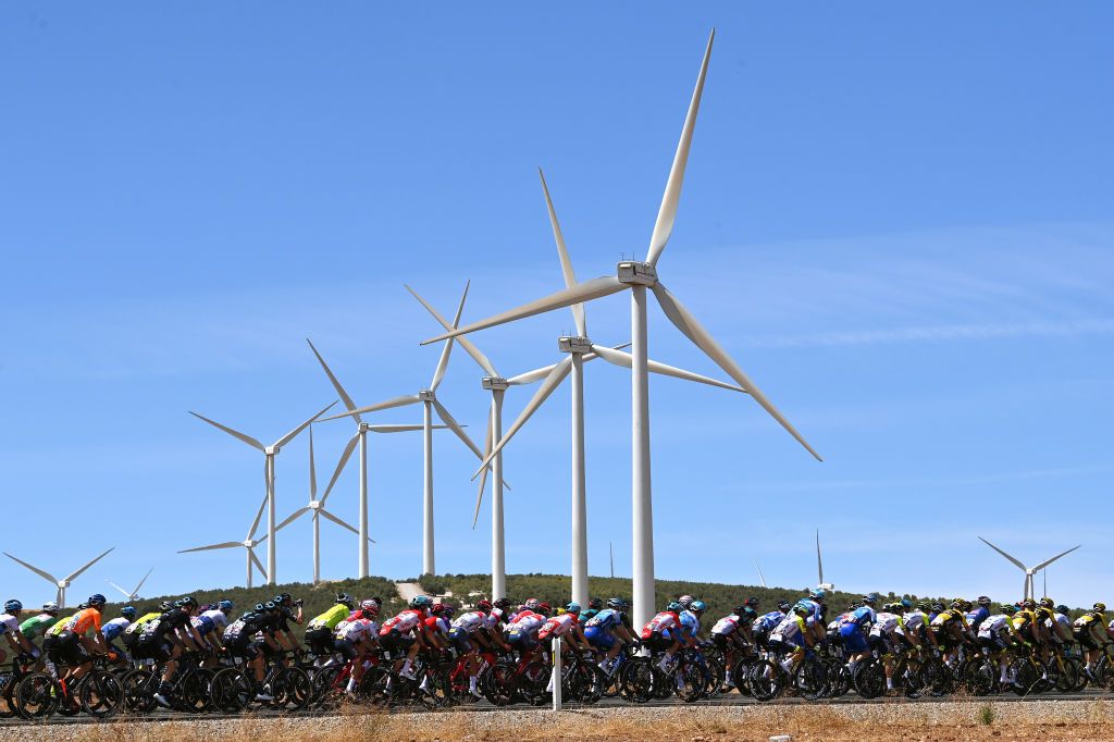 MONTILLA SPAIN SEPTEMBER 02 A general view of the peloton competing during the 77th Tour of Spain 2022 Stage 13 a 1684km stage from Ronda to Montilla 315m LaVuelta22 WorldTour on September 02 2022 in Montilla Spain Photo by Justin SetterfieldGetty Images