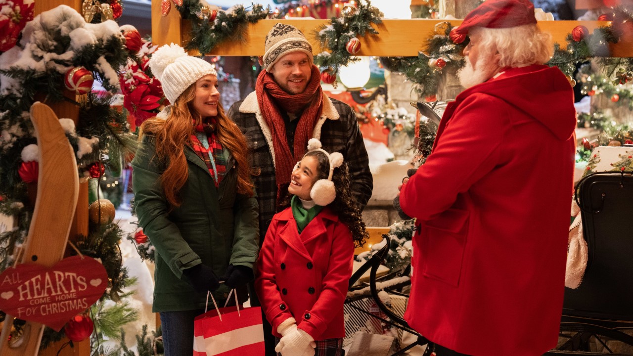 Lindsay Lohan, Chord Overstreet and Olivia Perez in Falling for Chritmas.