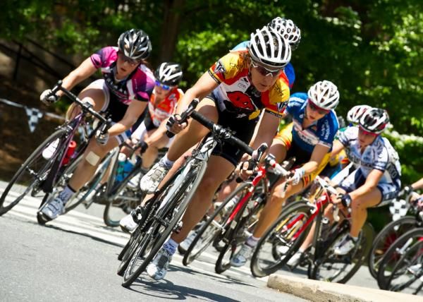 Early pace at Dilworth led by Anne Samplonius of of Rouse Bicycles