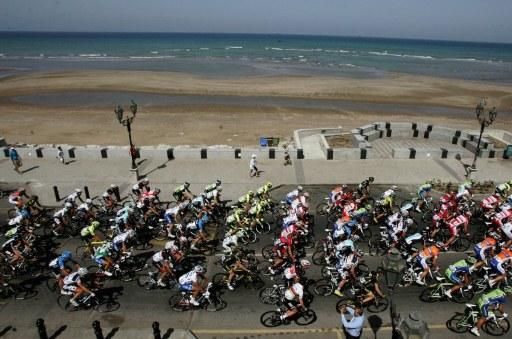 The peloton in Oman