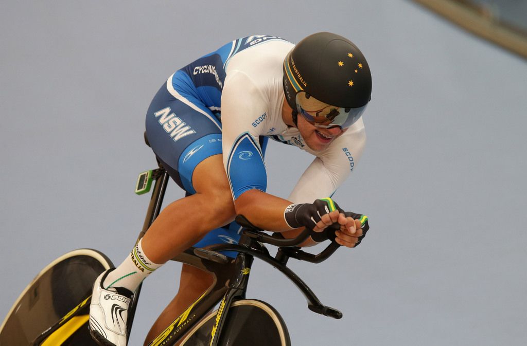 Nicholas Yallouris (NSW) riding to the kilo gold