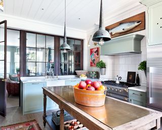 Kitchen trends with glass partitions