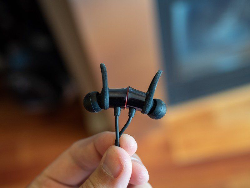 OnePlus Bullets Wireless headphones