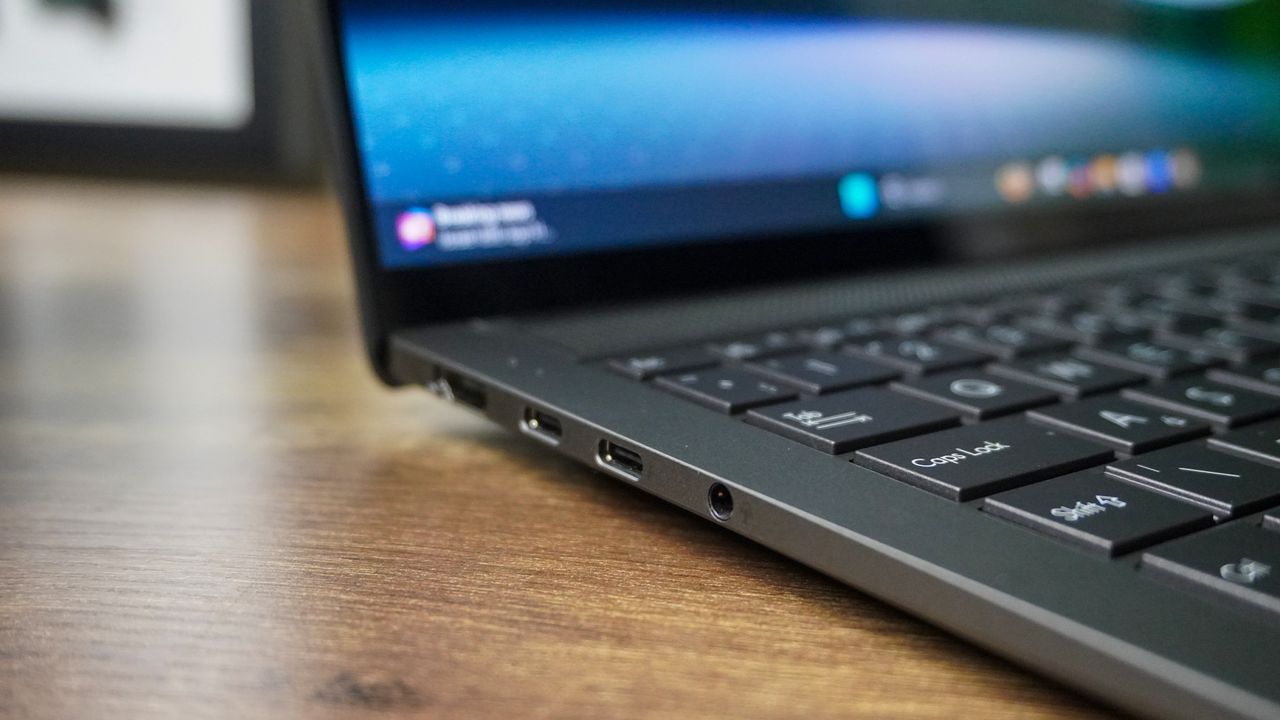 Asus Zenbook S 14