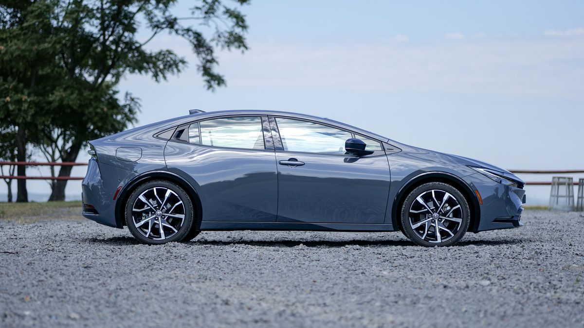 2025 Toyota Prius Plug-In Hybrid test drive.