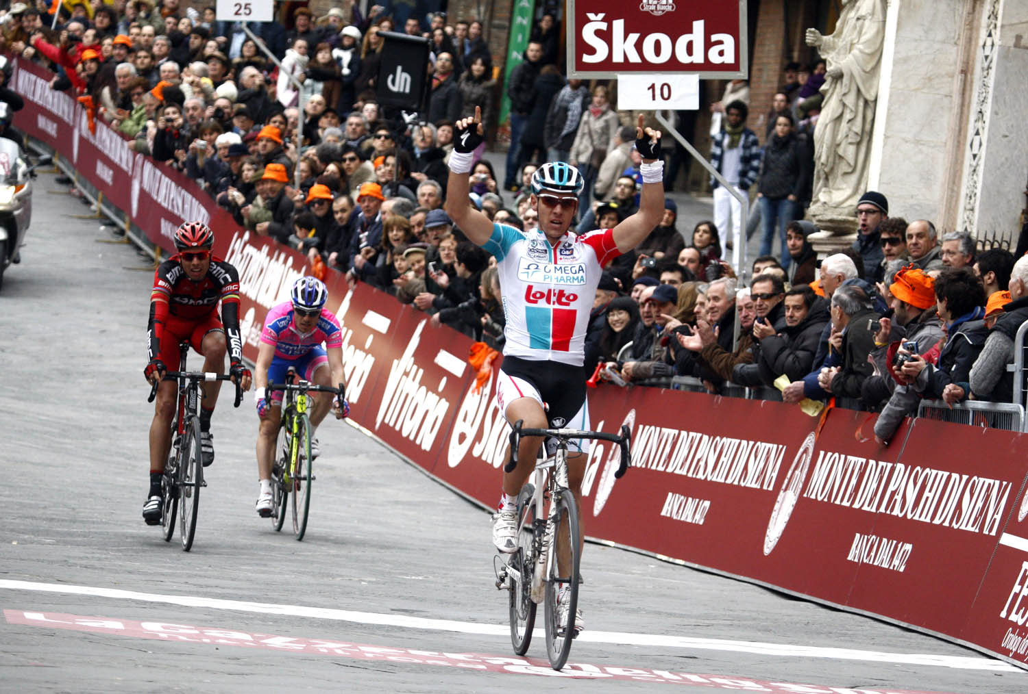 Philippe Gilbert wins, Strade Bianche 2011