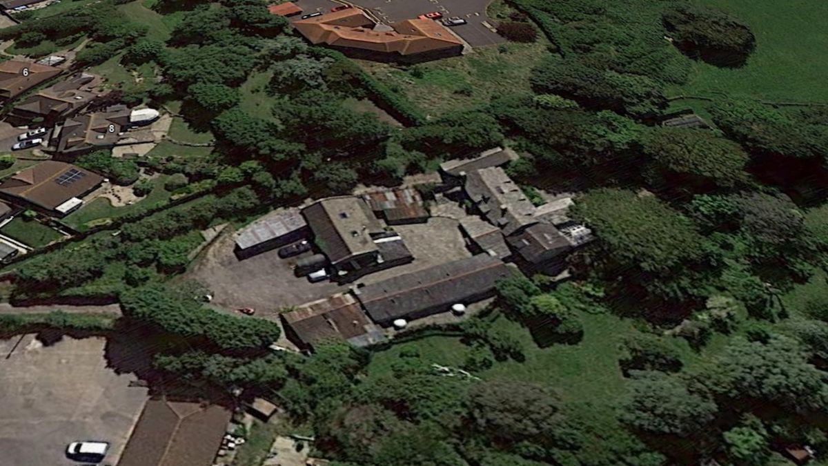 An overhead shot of Jonathan Ross&#039;s Grade II listed home in Dorset