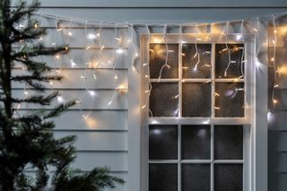 sparkling icicle lights from Lights4fun