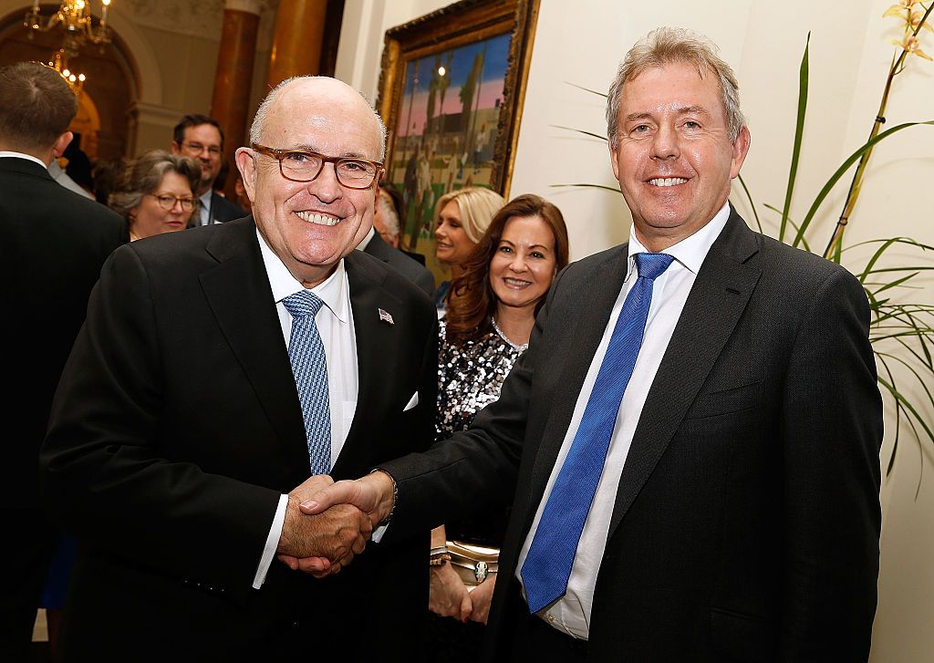 Ambassador Kim Darroch with Rudy Giuliani in 2017