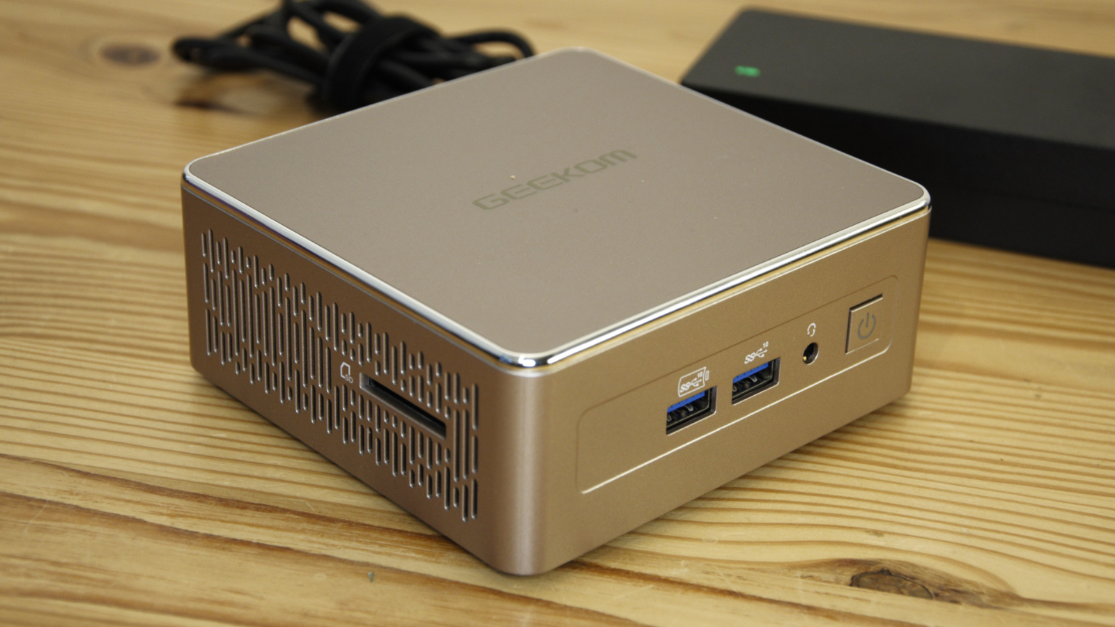GEEKOM Mini IT13 & A5 review: More ports, choice between Intel and