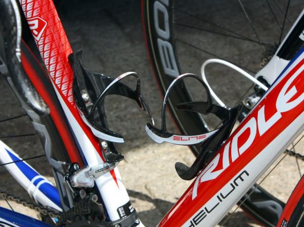 Katusha team riders use Elite's new Sior cages to hold their bottles.