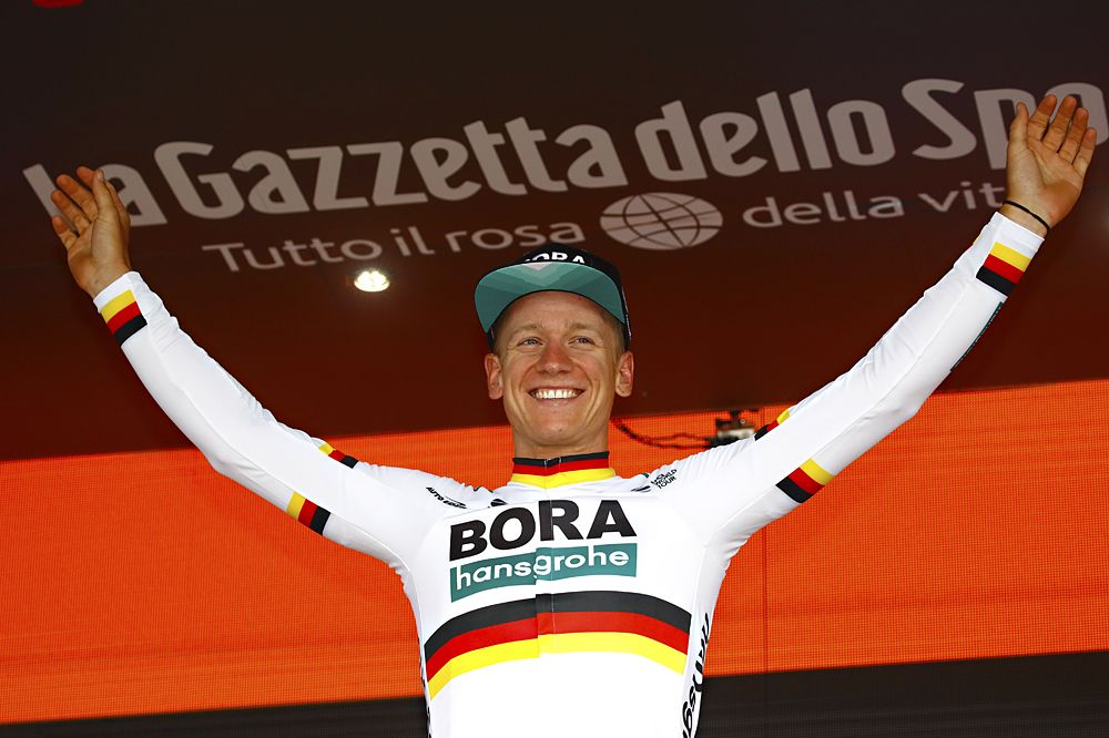 Pascal Ackermann (Bora-Hansgrohe) won stage 2 of the Giro d&rsquo;Italia