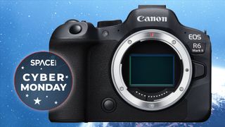 Canon EOS R6 Mark II Cyber Monday