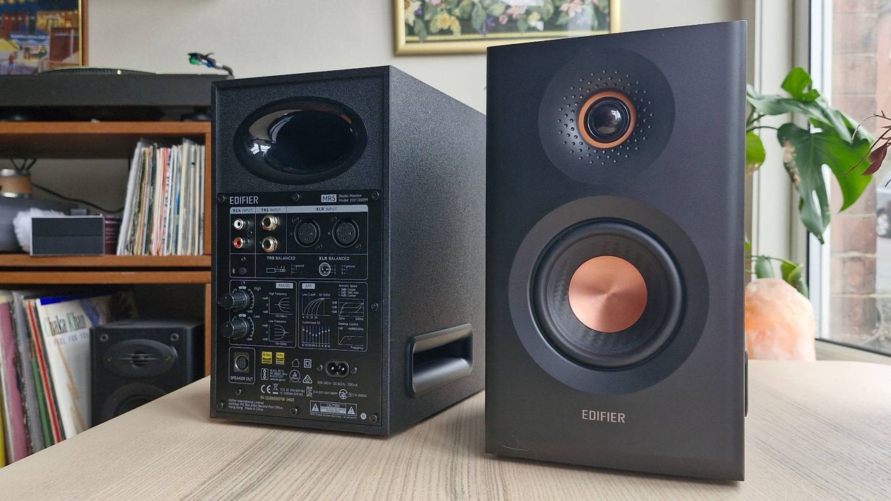 The Edifier MR5 monitor speaker on a table.